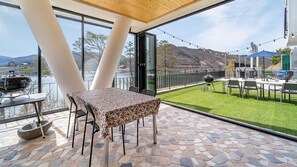 Basic Room, 2 Bedrooms (Dokche poolvilla(2floor,party room)) - Chungnam Cheongyang Kongmaea Poolvilla (Cheongyang)