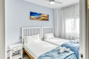 3 bedrooms, free WiFi, bed sheets - Refurbished Holiday Home "Casa en Begur" with Garden & Wi-Fi (Begur)