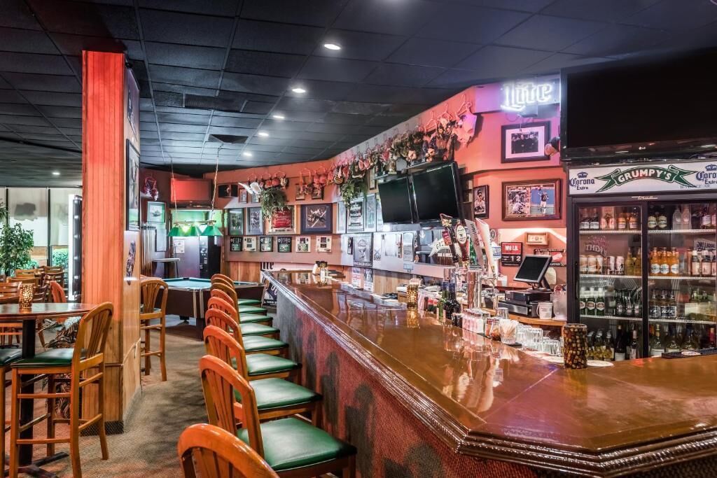 住宿內酒吧