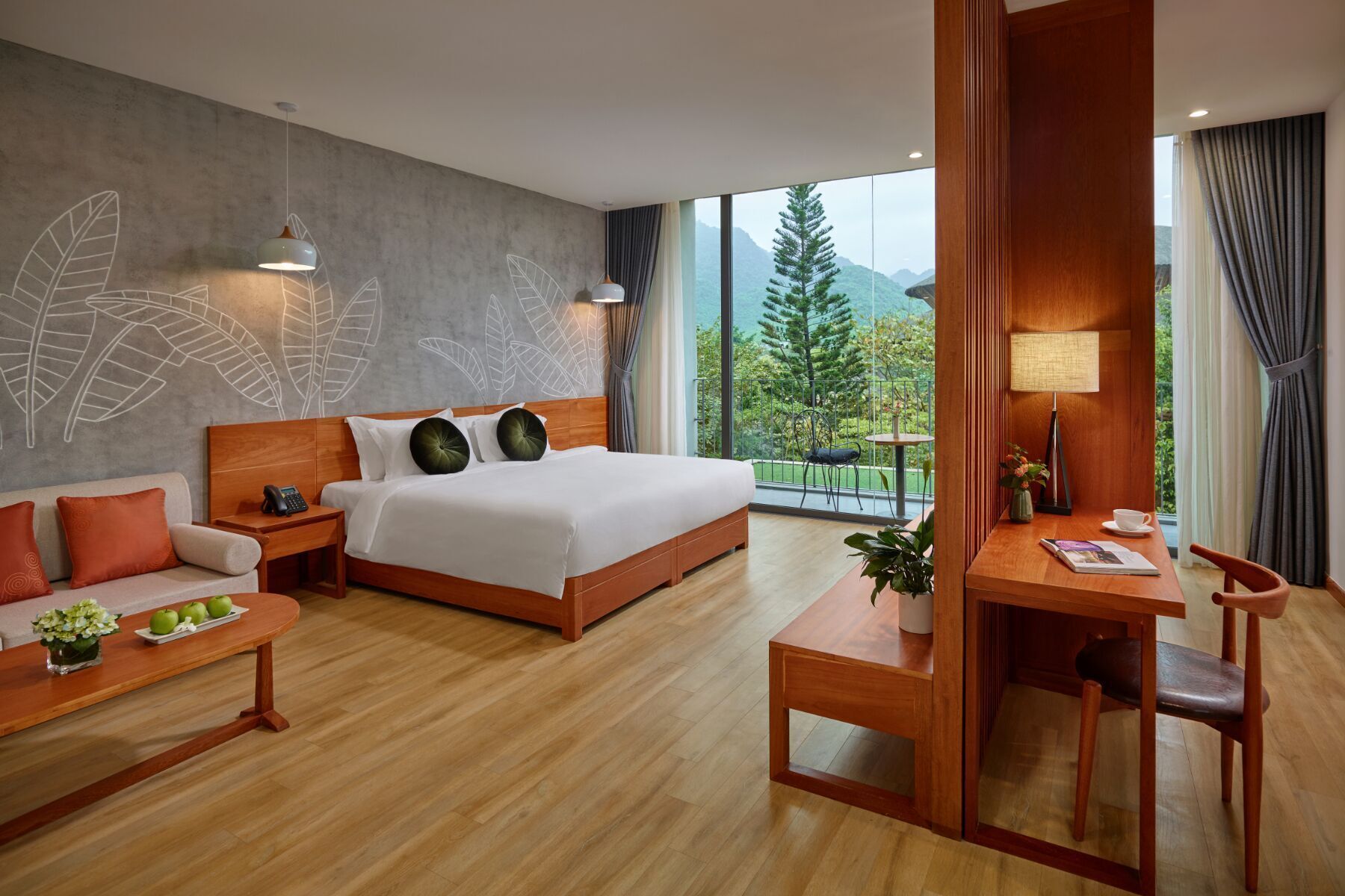 Ropa de cama de alta calidad y minibar 