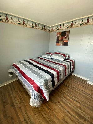 2 makuuhuonetta, Wi-Fi, vuodevaatteet