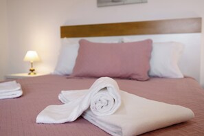 1 Schlafzimmer, Bügeleisen/Bügelbrett, kostenloses WLAN, Bettwäsche