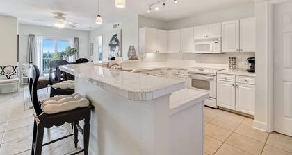 Bright, Airy Oceanfront Condo on Amelia Island!
