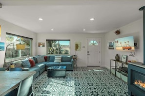 Smart TV, fireplace, offices