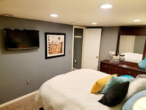 1 dormitorio, tabla de planchar con plancha, wifi gratis y ropa de cama