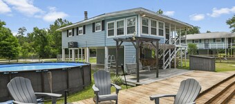 All the Summer Fun! Top Rated & Reviewed BSL w Pool , Deck, Dock & Water Access!