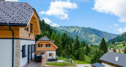 Premium-Lodge mit großem Wellnessbereich