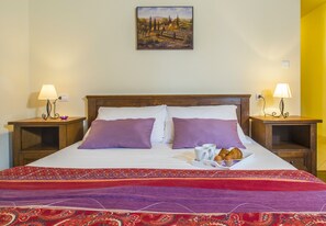 3 quartos, ferros/tábuas de passar roupa, Wi-Fi de cortesia