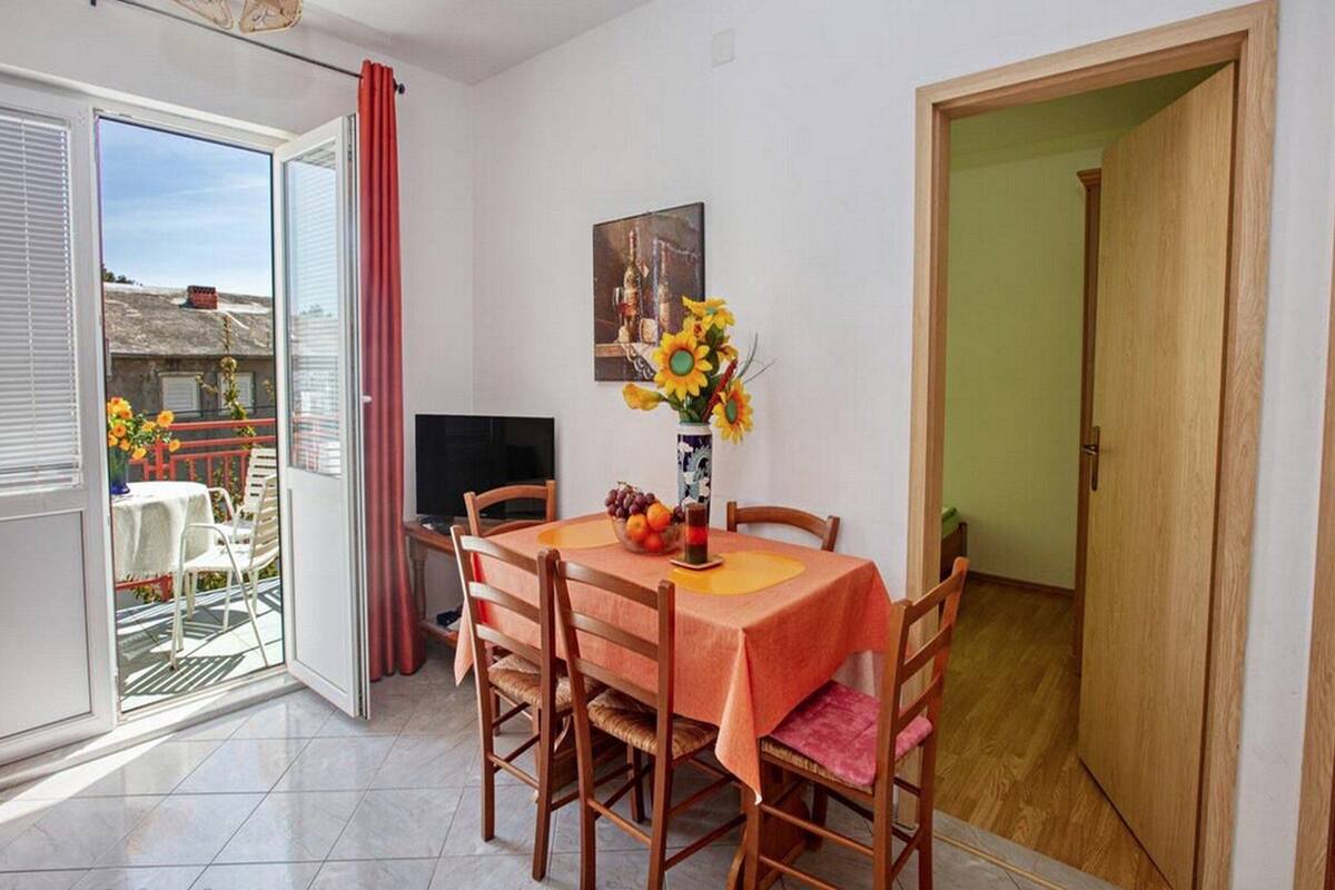 Apartment (Two Bedroom Apartment with Terrace) | Interior