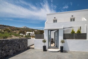 Kahden hengen perushuone | Terassi/patio