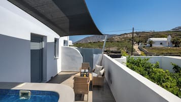 Basic Double Room | Terrace/patio