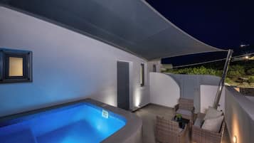 Basic Double Room | Terrace/patio