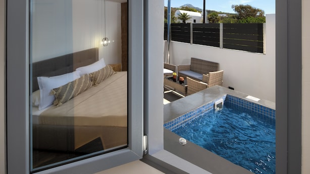Quarto básico | Terraço/pátio