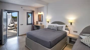 Basic Double Room | Free WiFi, bed sheets