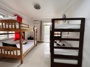 4 Schlafzimmer, kostenloses WLAN, Bettwäsche