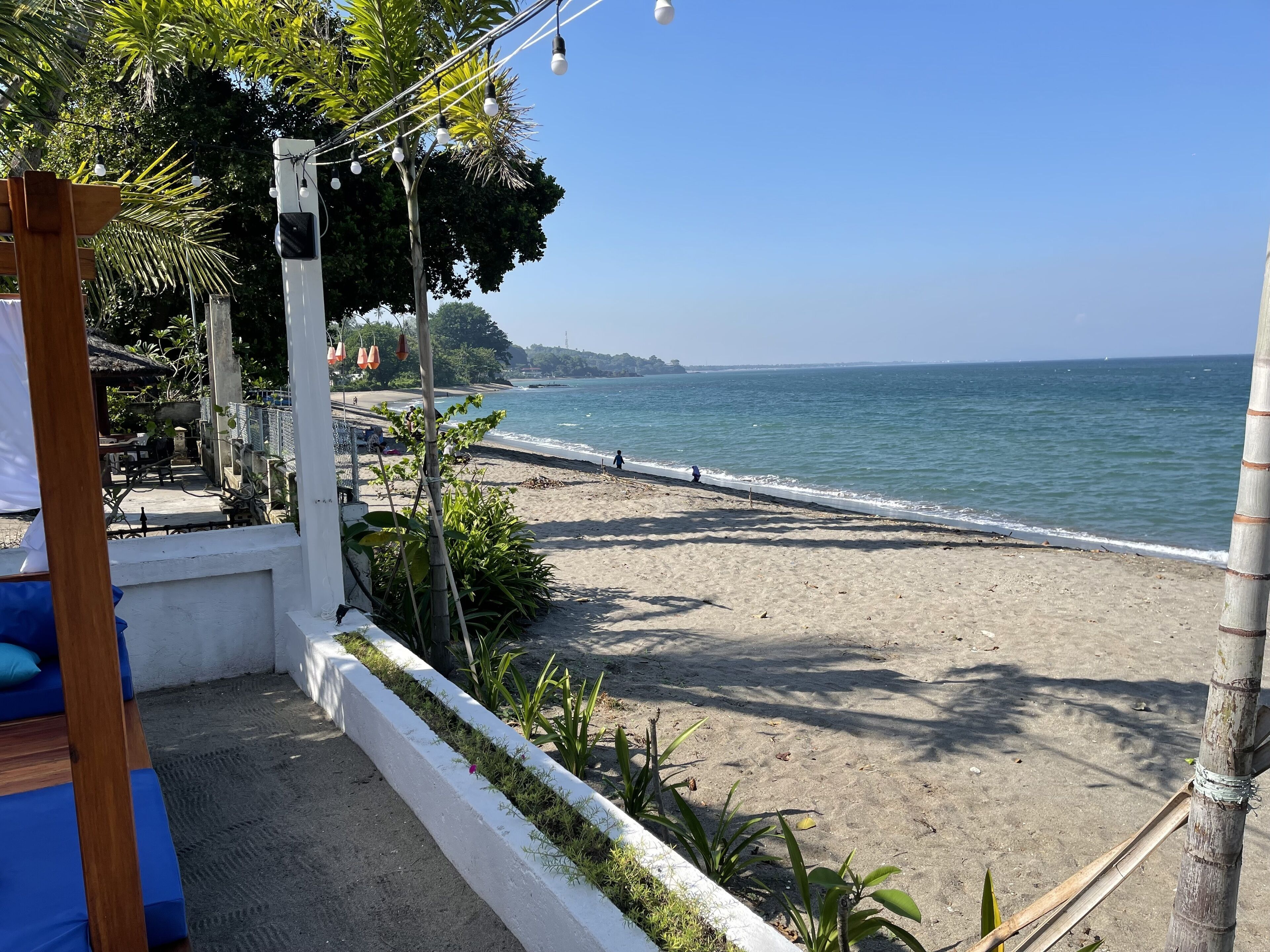 海灘、間海灘酒吧
