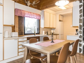 Fridge, microwave, dishwasher, toaster