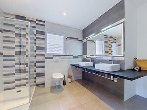 Hair dryer, towels