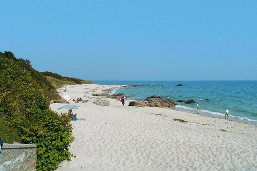 Terraced House in Beg Meil near Sandy Beaches
