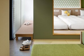 Triple Room with Kitchen, Non Smoking