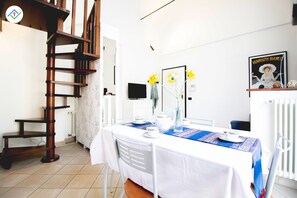Dining - Le Mura Apartment (Pisa)