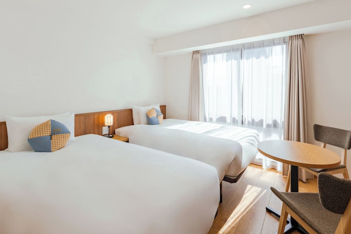 Kamar Twin, Bebas Asap Rokok | Brankas, tirai kedap cahaya, Wi-Fi gratis, dan seprai linen