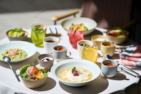 OMO5 Kyoto Sanjo by Hoshino Resorts - Image 18