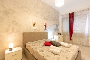 3 chambres, fer et planche à repasser, draps fournis