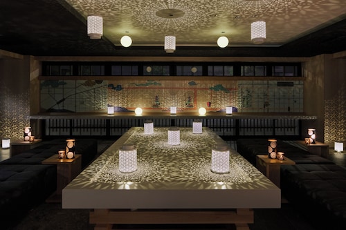 ロビーラウンジ