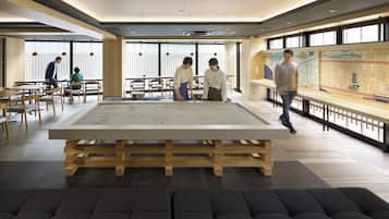 Lobby lounge