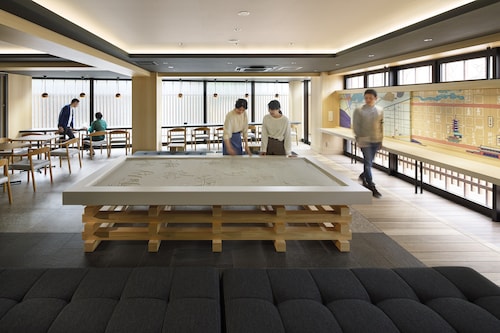 ロビーラウンジ