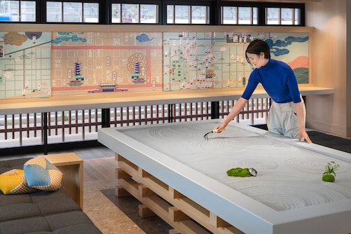 ロビーラウンジ