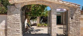 Villa "Edy" près de la plage avec terrasse et jardin