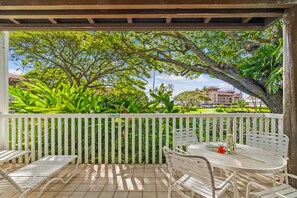 Outdoor dining - KP169 Ground FL Beachside | Pool•AC•Ocean (Koloa)