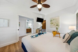 1 bedroom, in-room safe, iron/ironing board, free WiFi