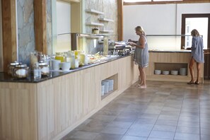 Restaurant - ELEATERRA HOTEL (Faistos)