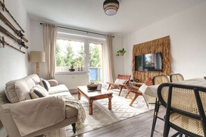 كُتُب، مكتبة موسيقى، ستيريو