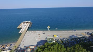 私人海灘、海灘酒吧