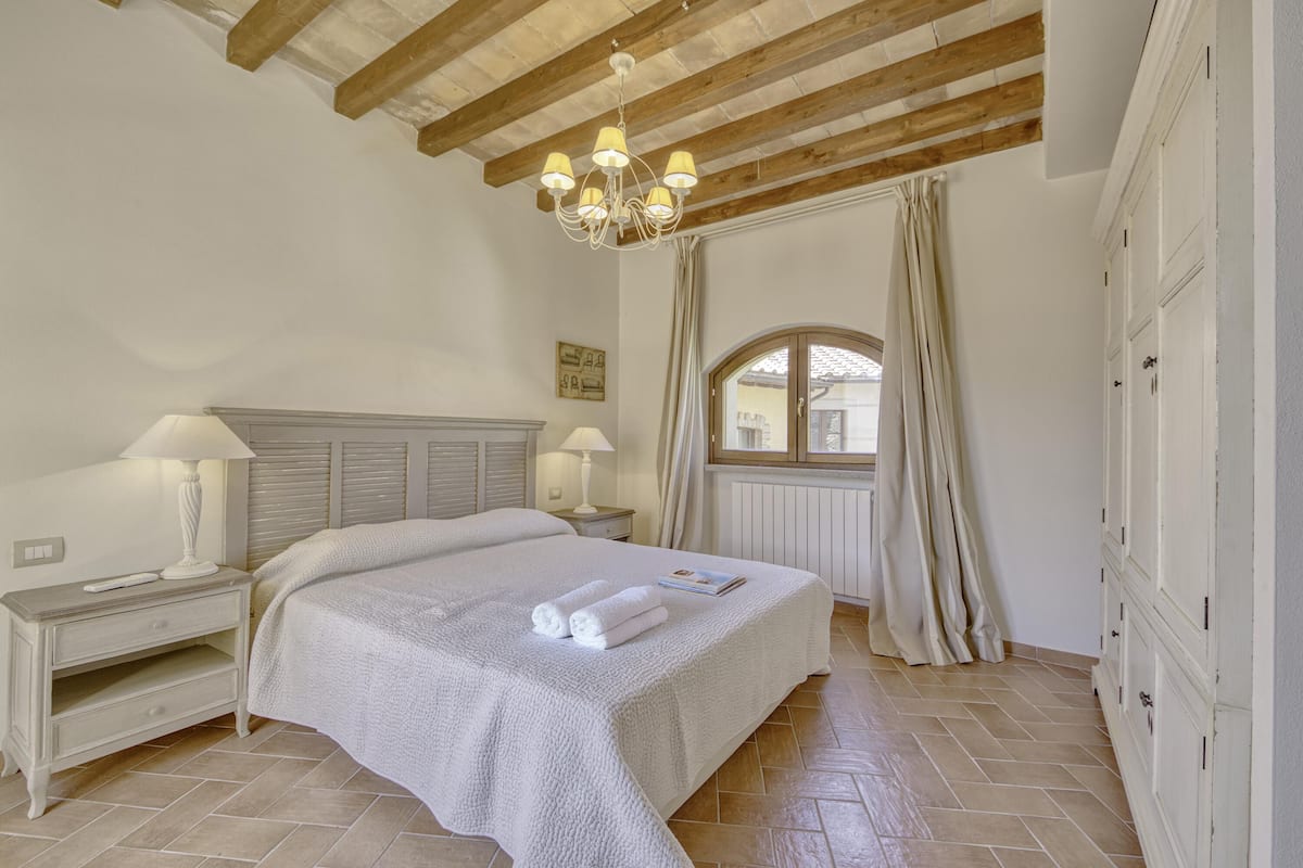 Family Apartment, 3 Bedrooms, 2 Bathrooms (The Tower With Amazing View Shared) | 2 bedrooms, free WiFi, bed sheets