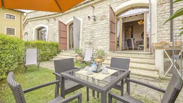 Standard Apartment, Multiple Bedrooms, 2 Bathrooms (Le Acetaie With Shared Pool) | Property grounds