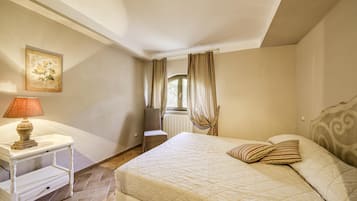 Apartemen Standar, beberapa kamar, 2 kamar mandi (Le Acetaie With Shared Pool) | 2 kamar tidur, Wi-Fi gratis, dan seprai linen
