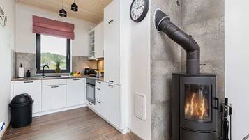 Kühlschrank, Ofen, Herdplatte, Geschirrspüler