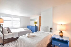 4 makuuhuonetta, silitysrauta/-lauta, Wi-Fi, vuodevaatteet