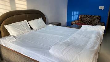 1 間睡房、房內夾萬、熨斗/熨衫板、免費 Wi-Fi