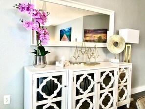 Interior - Beautiful & Updated, 9 Beds, Heated Pool (Orlando)