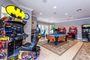 Games room - Beautiful & Updated, 9 Beds, Heated Pool (Orlando)