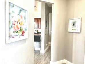 Interior - Large Penthouse: 7 Beds, Luxury Resort, Heated Pool (Orlando)