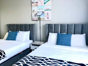 4 Schlafzimmer, laptopgeeigneter Arbeitsplatz, Bettwäsche