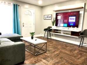 Interior - Modern Florida Ranch Home 2 Miles From Universal (Orlando)