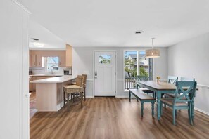 Dining - Isle Of A Time by Brunswick Vacation Rentals: Canal Front with Boat Slip (Ocean Isle Beach)